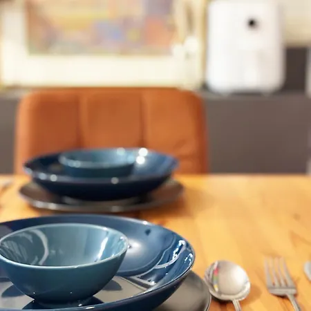 Apartment Modernes 2-zimmer-apartment In Der Altstadt *