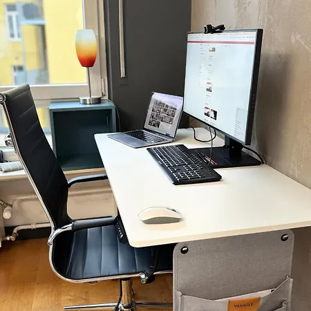 Modernes 2-zimmer-apartment In Der Altstadt Apartment *