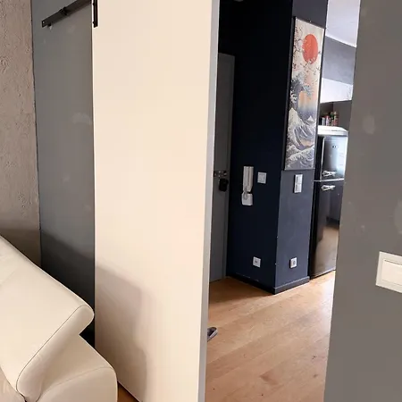 Apartmán Modernes 2-zimmer-apartment In Der Altstadt
