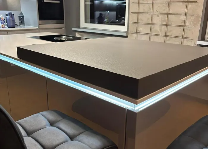 Modernes 2-zimmer-apartment In Der Altstadt *