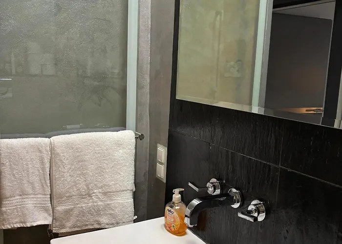 Modernes 2-zimmer-apartment In Der Altstadt Appartement Coblence